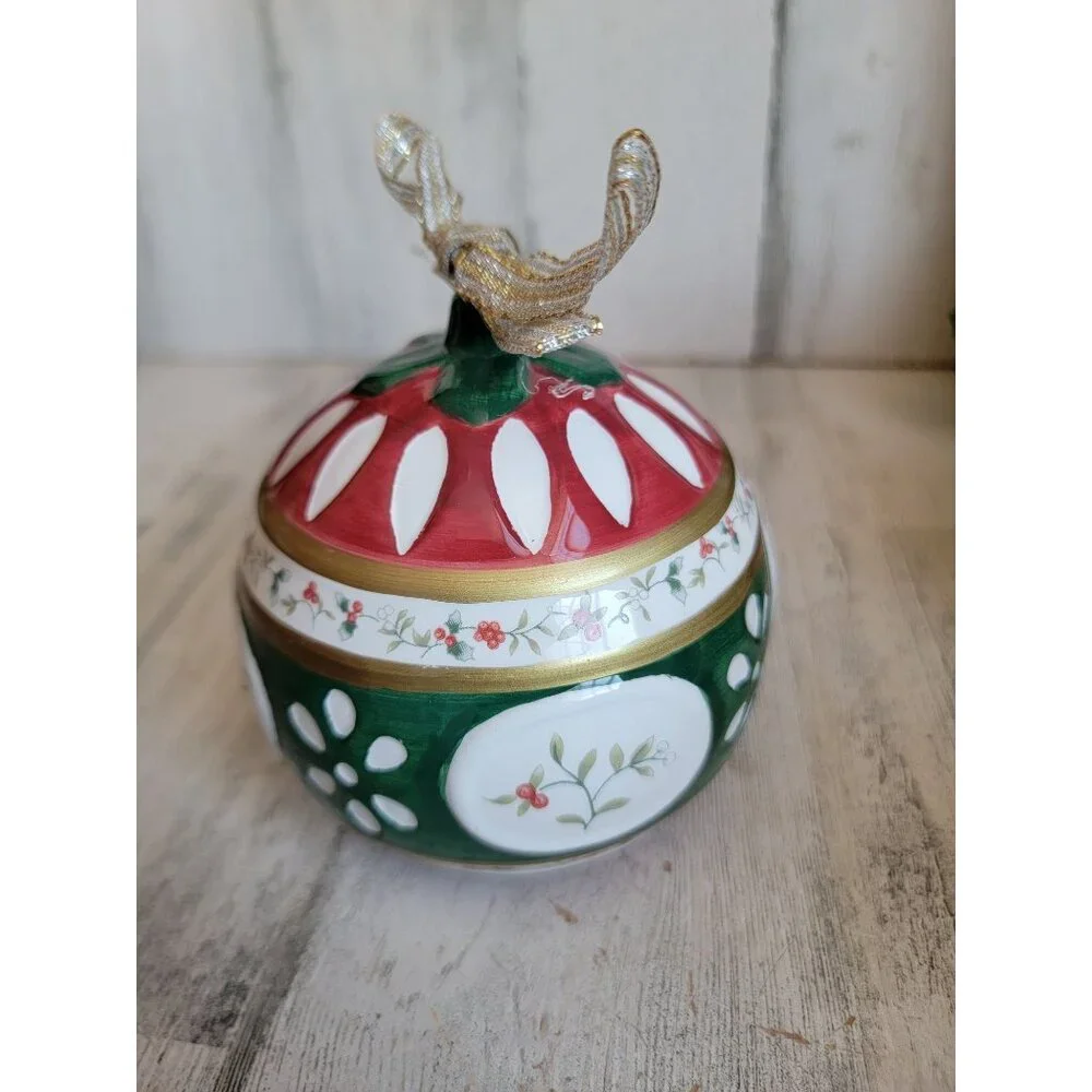 Pfaltzgraff winter berry ball ornament Xmas ceramic - Picture 3 of 5
